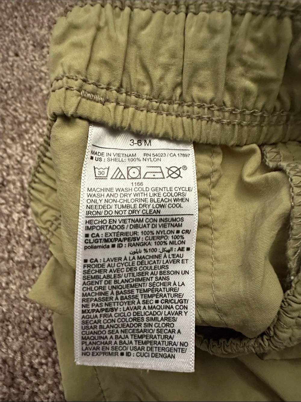 Old Navy Cargo Shorts Size 3-6 months